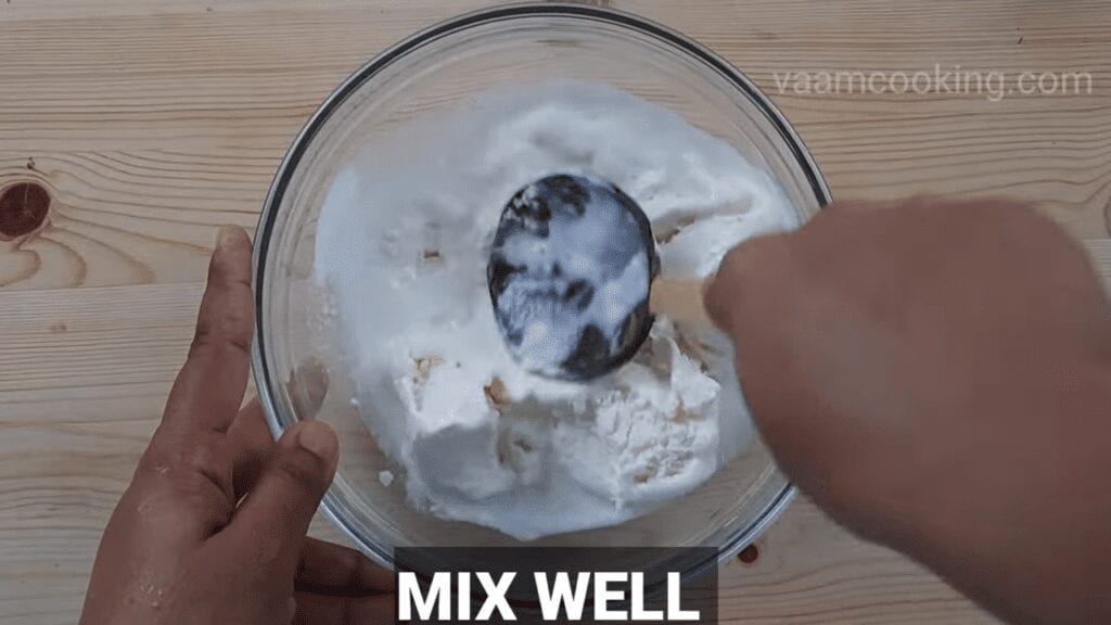 Oreo-Mcflurry-recipe-homemade-Oreo Mcflurry-mix-properly