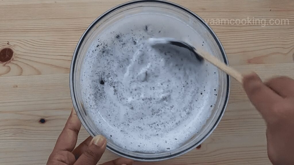 Oreo-Mcflurry-recipe-homemade-Oreo Mcflurry-pour-icecream-mixture-mix