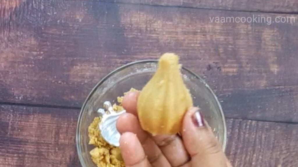 instant-roasted-gram-modak