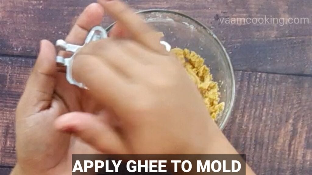 instant-roasted-gram-modak ghee on mold