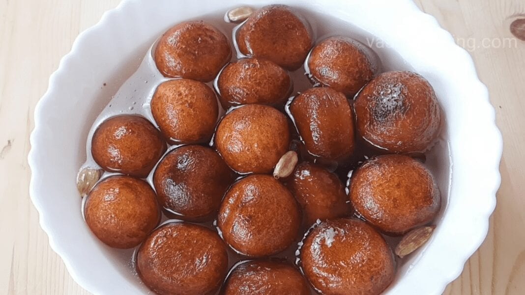 Halwai-style-gulab-jamun-recipe-khoya-gulab-jamun-recipe-ready