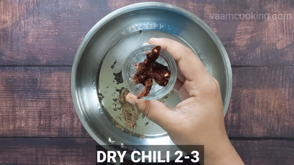 Bharwa-baingan-recipe-curry-dry-chili