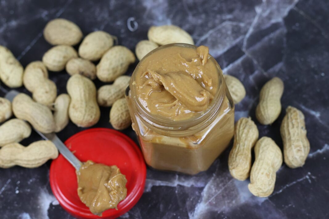 Homemade Peanut Butter | Peanut Butter In 5 Minutes - VaamCooking