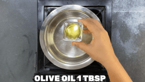 Blended-Celery-Tomato-Soup-Olive oil